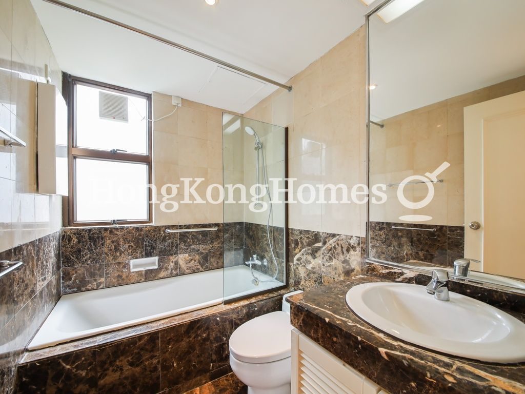 Master Bathroom — Grand Bowen, Mid-levels Central