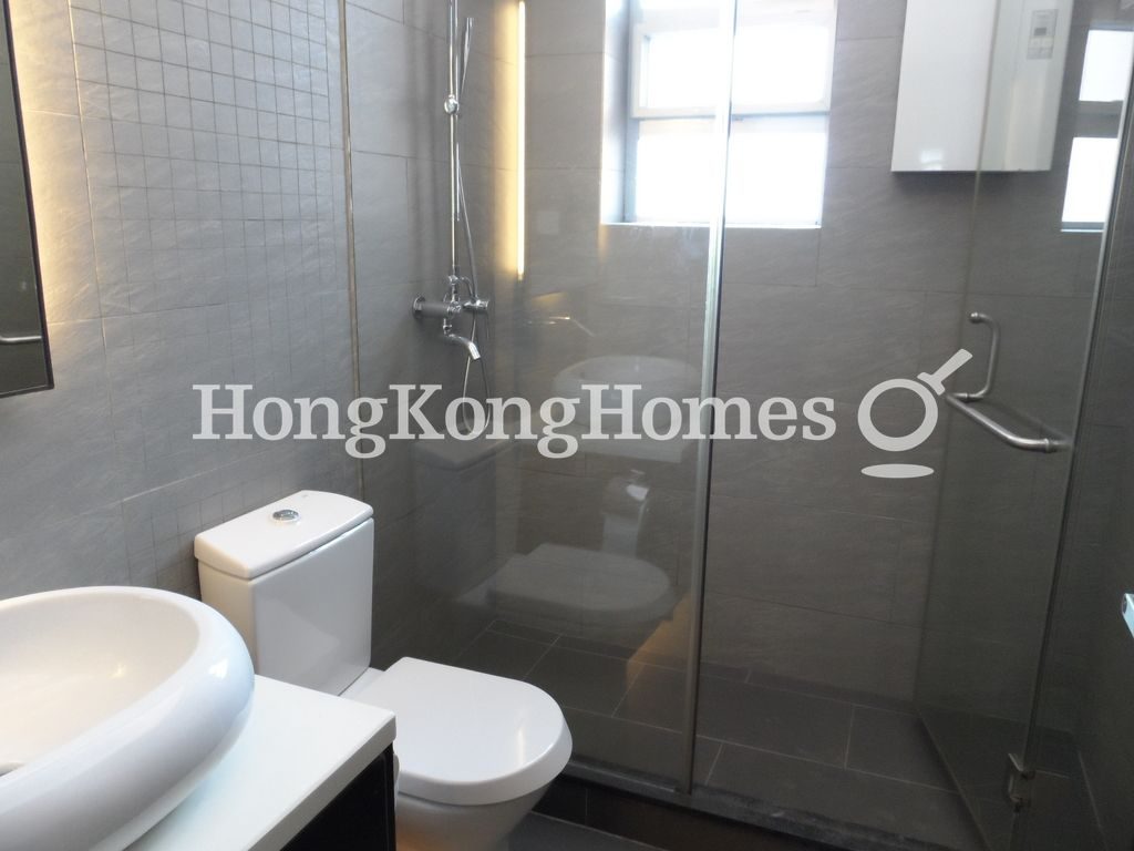 Guest Bathroom — 箕璉閣，跑馬地