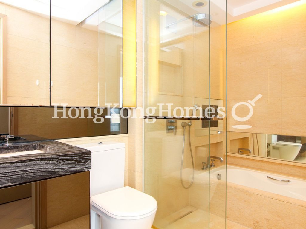 Master Bathroom — The Cullinan I, Tsim Sha Tsui