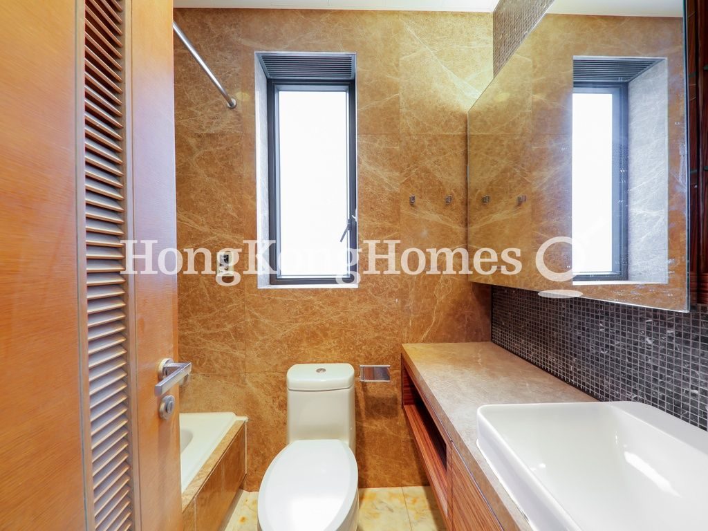Master Bathroom — 維壹，西環堅尼地城