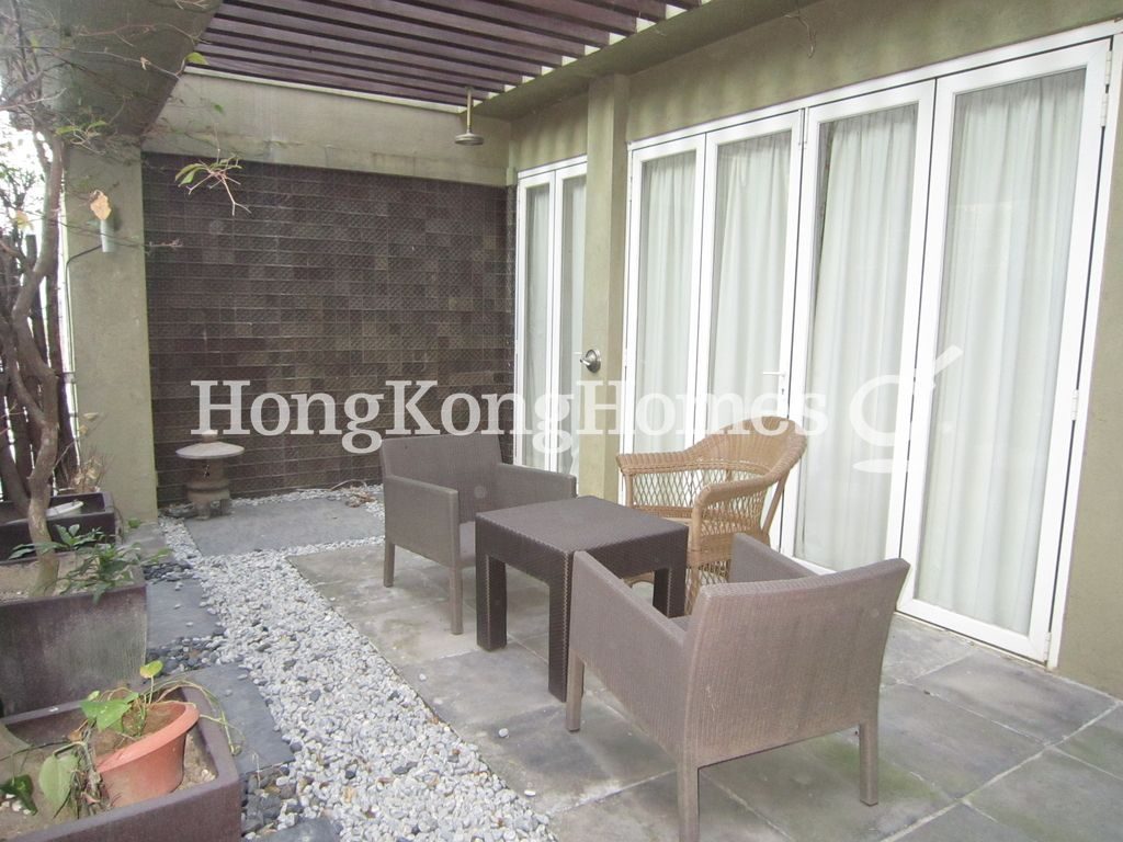 Private Terrace off Liv/Din Rm — Apartment O (開平道 5-5A 號)，銅鑼灣