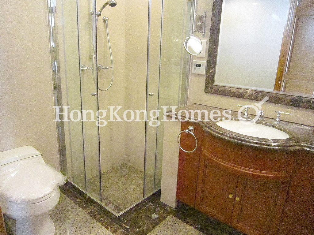 Master Bathroom — 賽詩閣，山頂