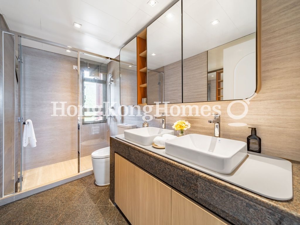 Guest Bathroom — Pacific View - Block 02, Tai Tam