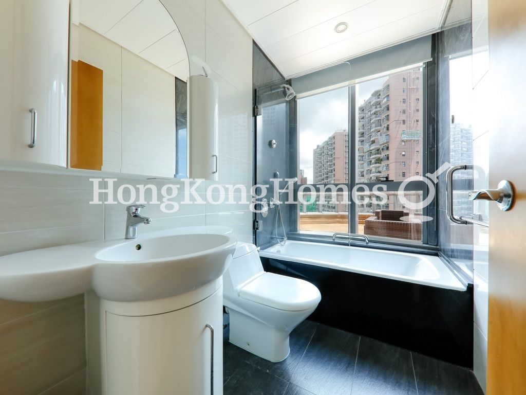 Guest Bathroom — The Ellipsis，跑馬地