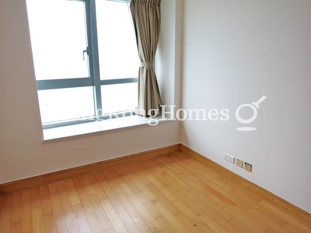 Second Bedroom — 君臨天下1座，尖沙咀