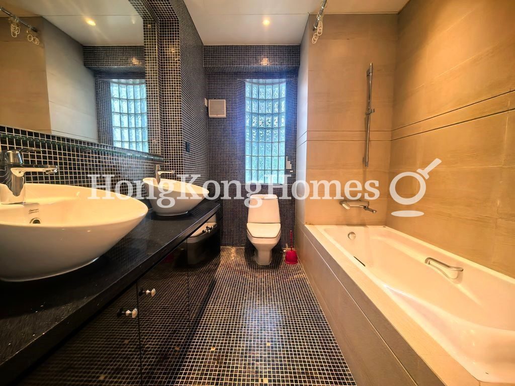 Master Bathroom — 香蘭別墅，壽臣山