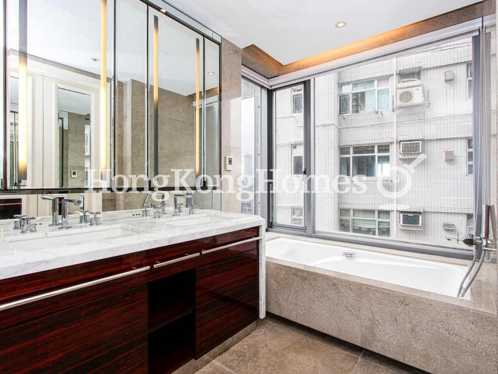Master Bathroom — Seymour, Mid-levels West