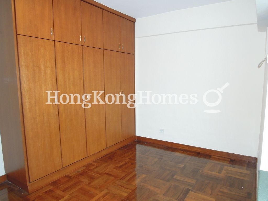 Second Bedroom — 萬茂苑，東半山