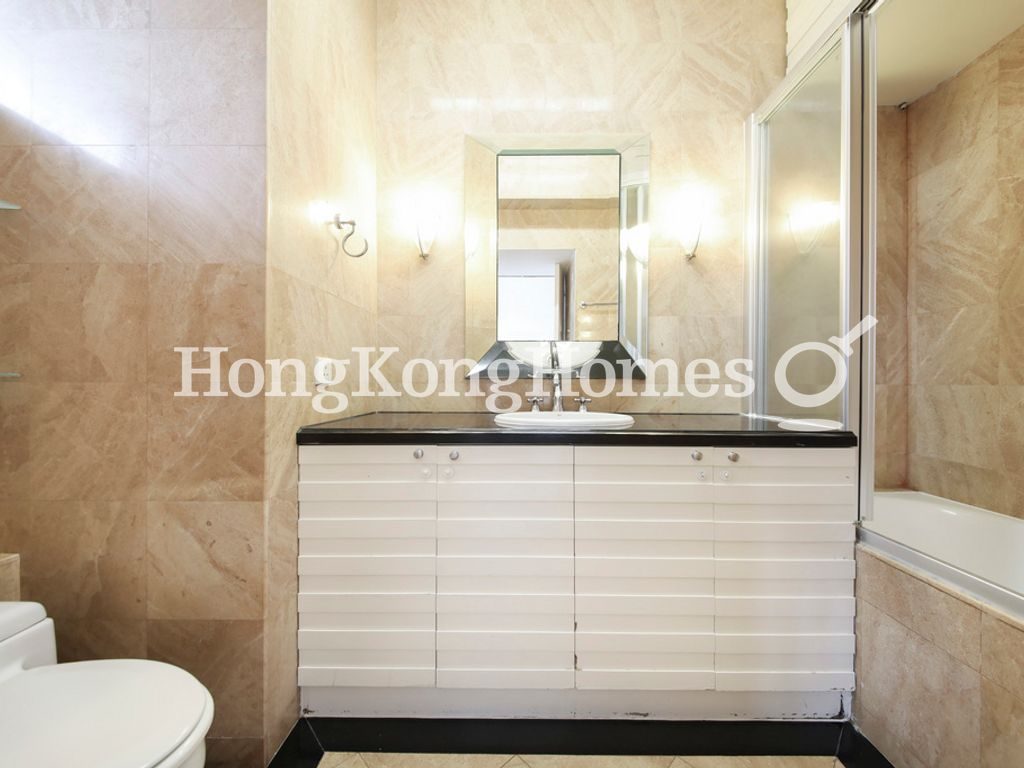 Master Bathroom — 明珠台，西半山