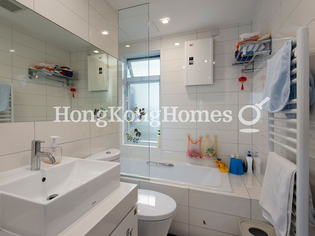 Guest Bathroom — 嘉麟閣 - 第02座，淺水灣