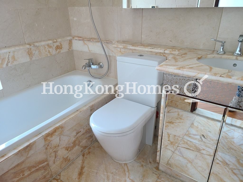 Guest Bathroom — 帝峰．皇殿 - 第1座，大角咀