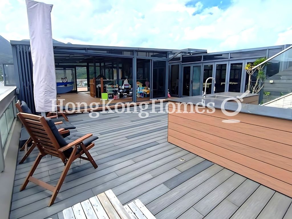 Roof Top Terrace — 逸瓏園 - 第5座，西貢