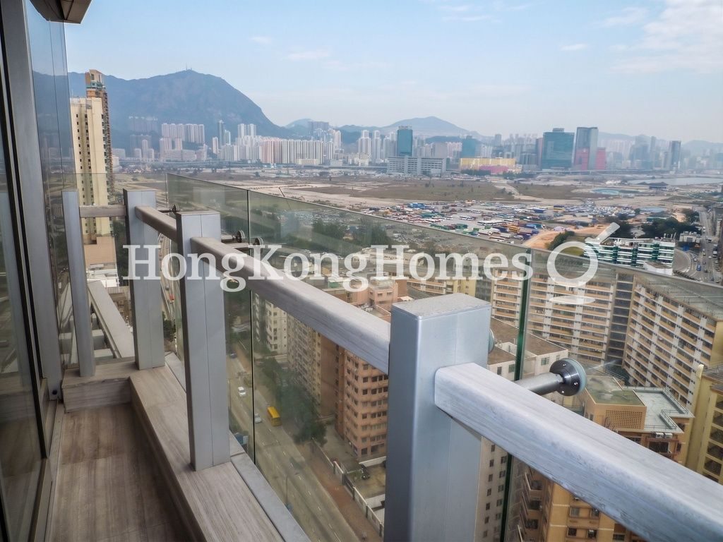 Balcony off Living Room — 懿薈，九龍城區