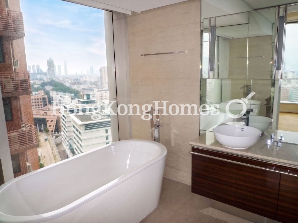 Master Bathroom — 懿薈，九龍城區