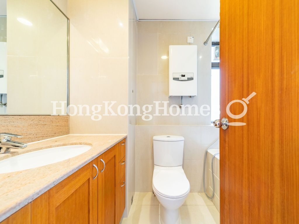Master Bathroom — 竹林苑 - 第74座，東半山