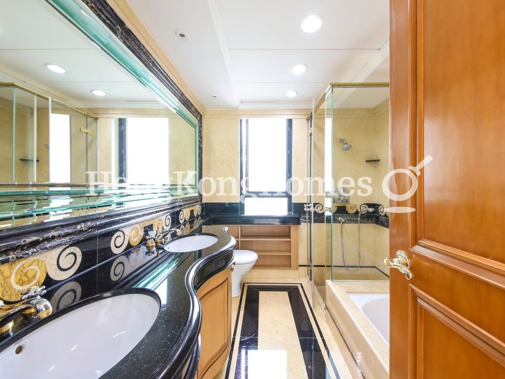 Master Bathroom — 禮頓山 - 第08座，跑馬地
