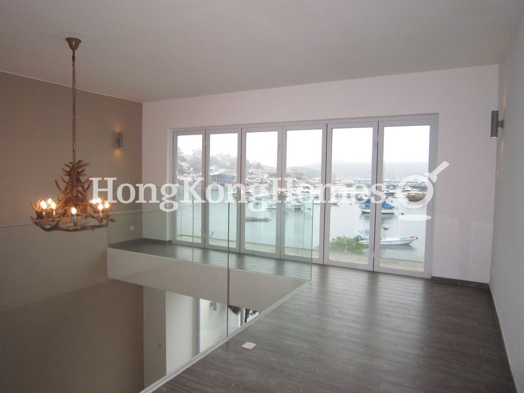 Family Room — 匡湖居 04期，西貢
