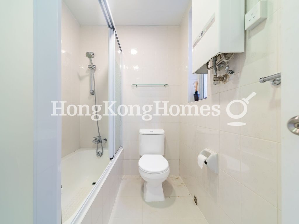Guest Bathroom — Ann Garden, Shouson Hill