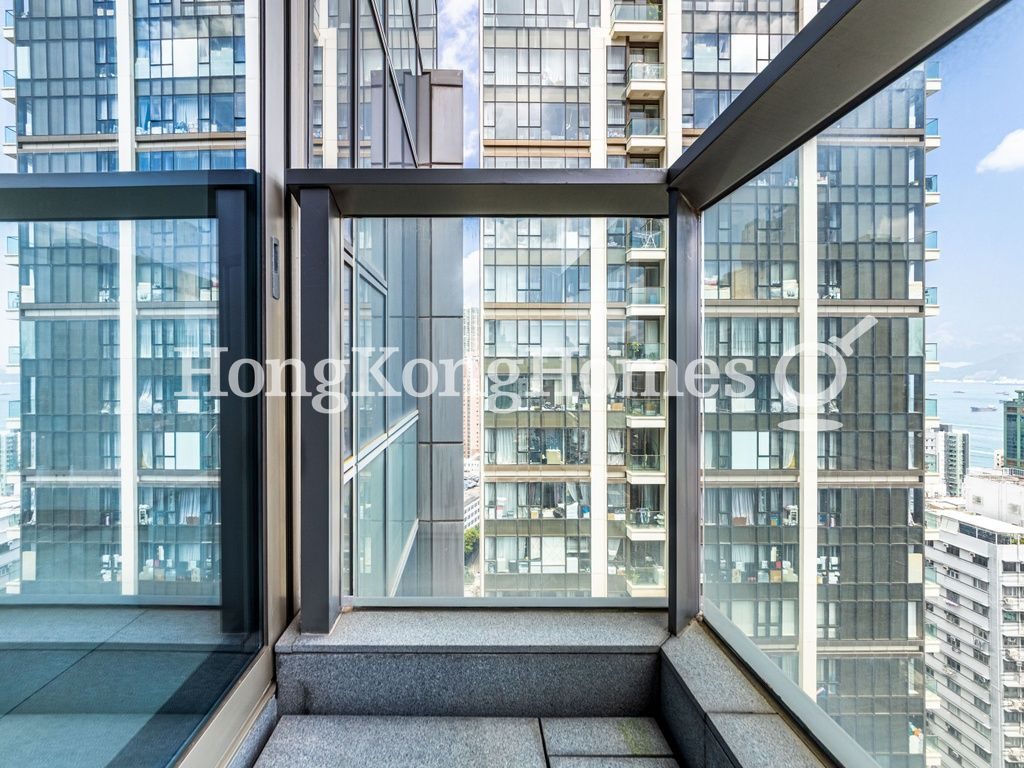 Balcony off Living and Dining Room — 明德山，西營盤