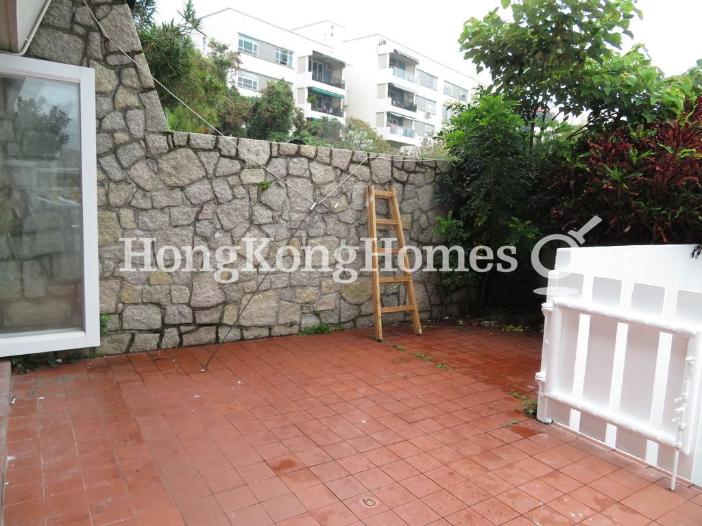 Private Terrace off Living & Dining Ropm — 華翠海灘別墅，舂坎角