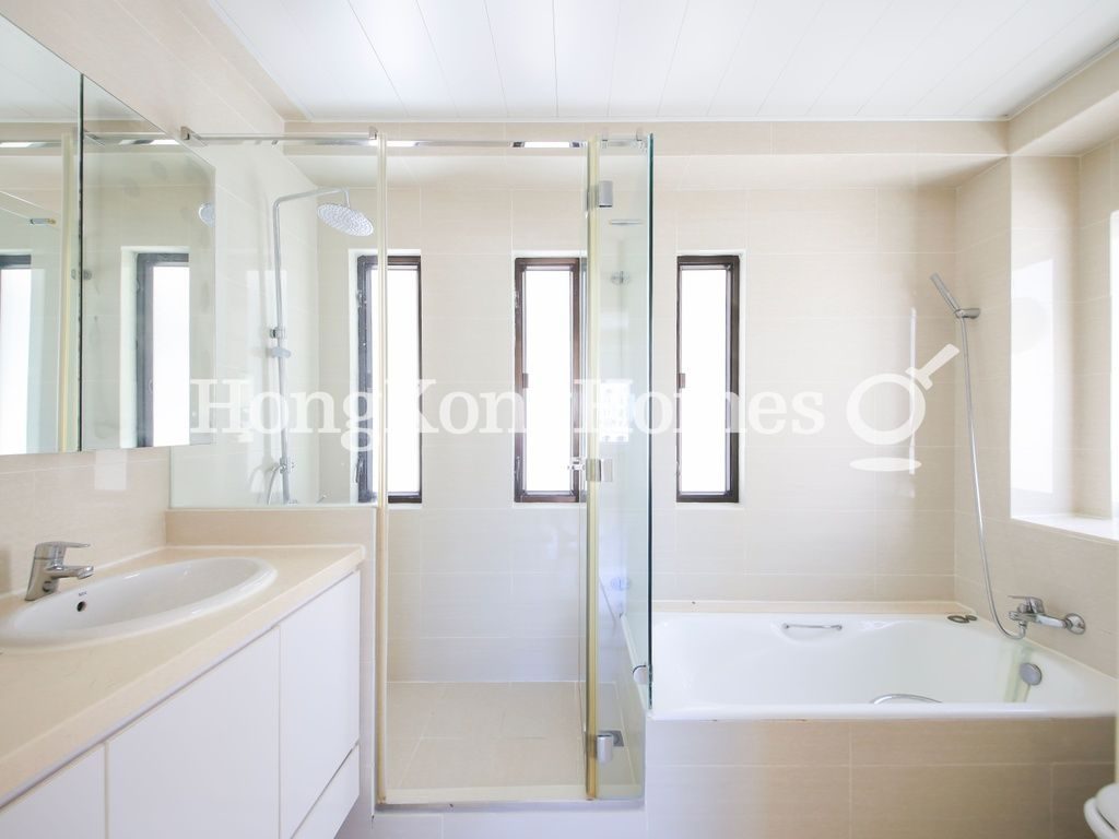 Master Bathroom — 華翠海灘別墅，舂坎角