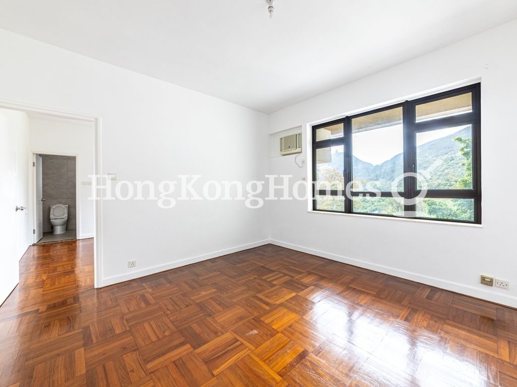Master Bedroom — Stanley Knoll, Stanley