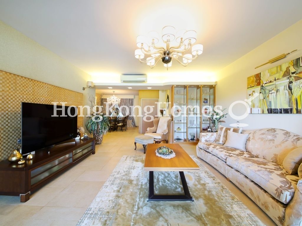 Living Room — Repulse Bay Garden - Block 05-06, Repulse Bay