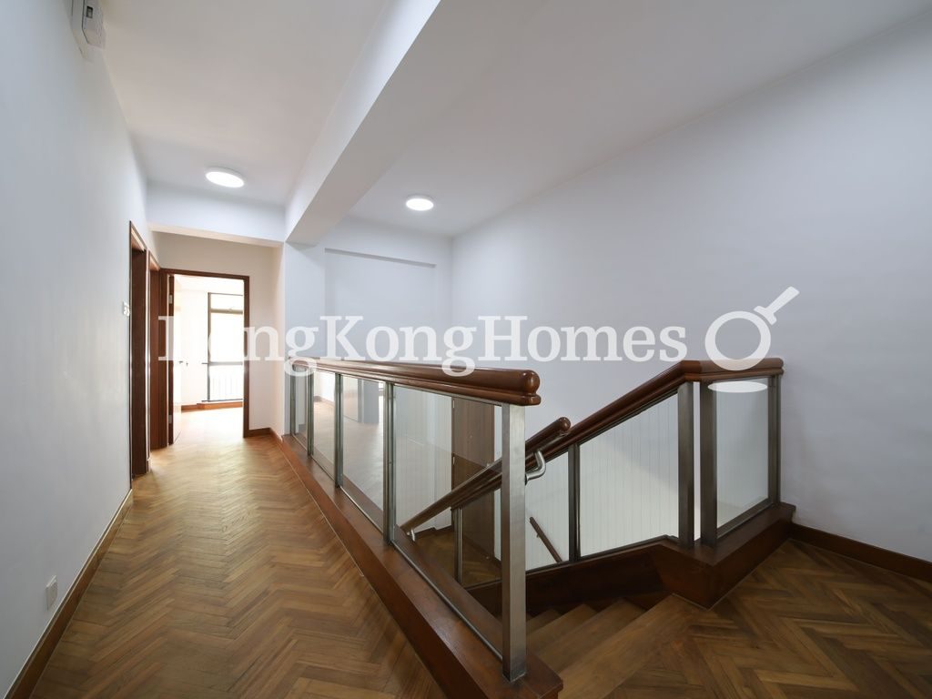 Family Room — 松蔭園 - 第05座，薄扶林