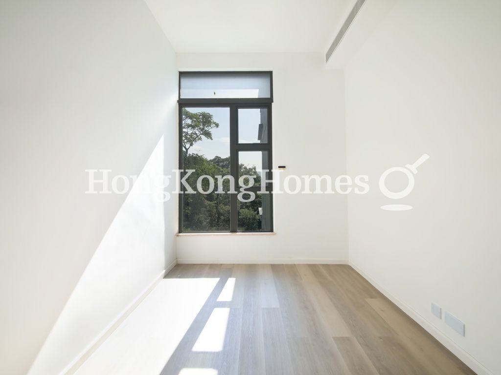 Third Bedroom — 溱喬，西貢