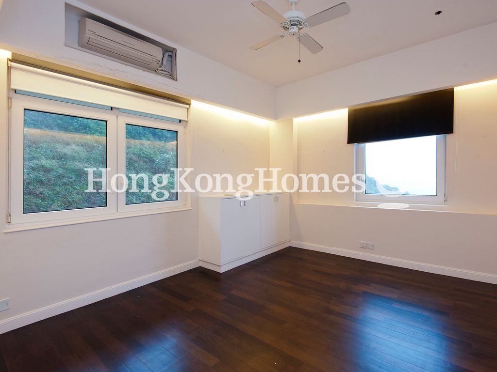 Third Bedroom — 七重天大廈，山頂