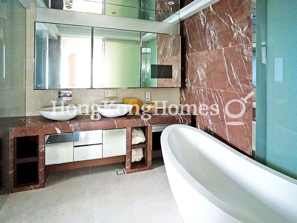 Master Bathroom — Serenade - Tower 2, Tai Hang
