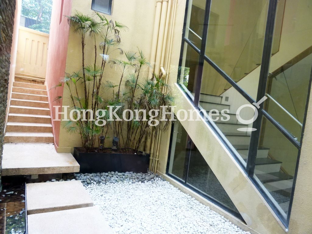 Private Terrace — Stanley Court, Stanley