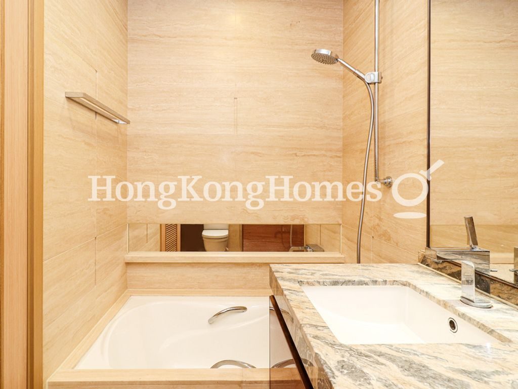 Guest Bathroom — Larvotto - Block 1, Ap Lei Chau
