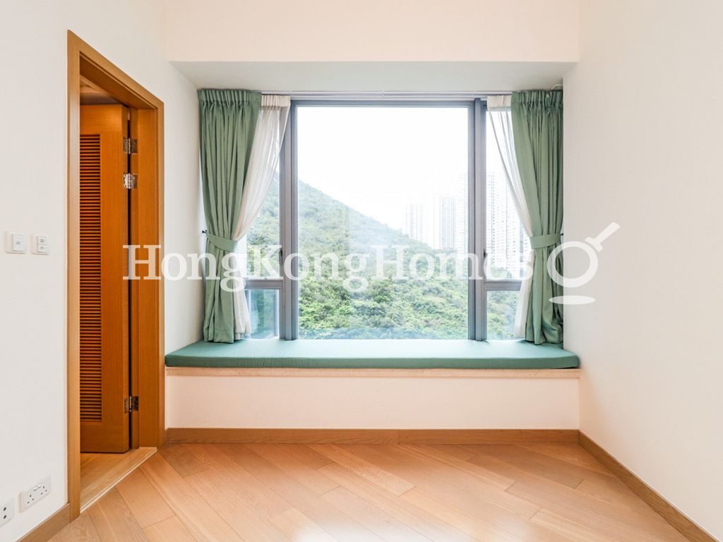 Second Ensuite Bedroom — Larvotto - Block 1, Ap Lei Chau