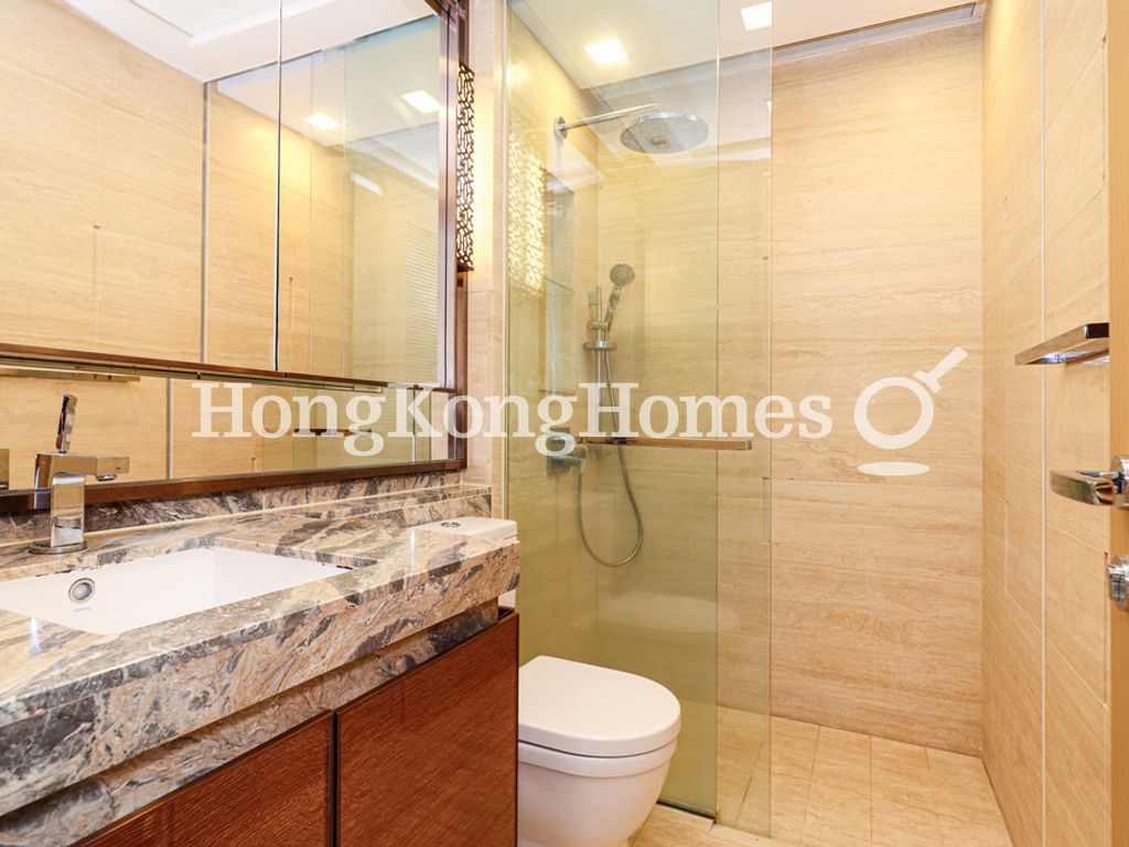 Second Ensuite Bathroom — Larvotto - Block 1, Ap Lei Chau