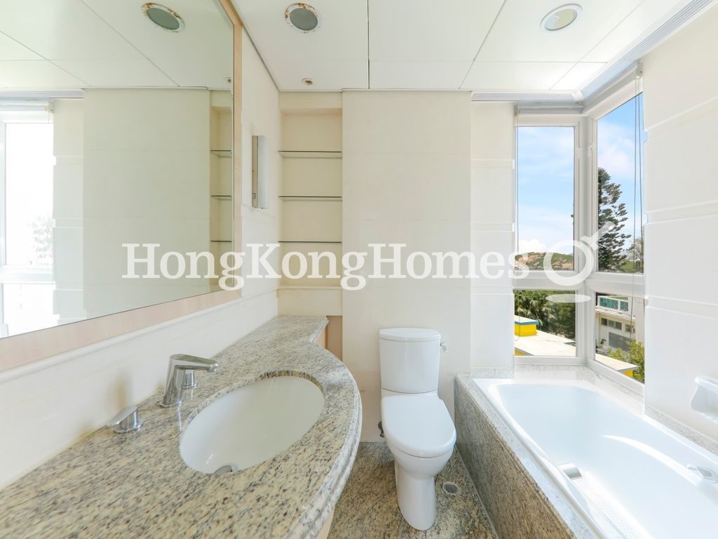 Master Bathroom — 石澳山仔15號，石澳