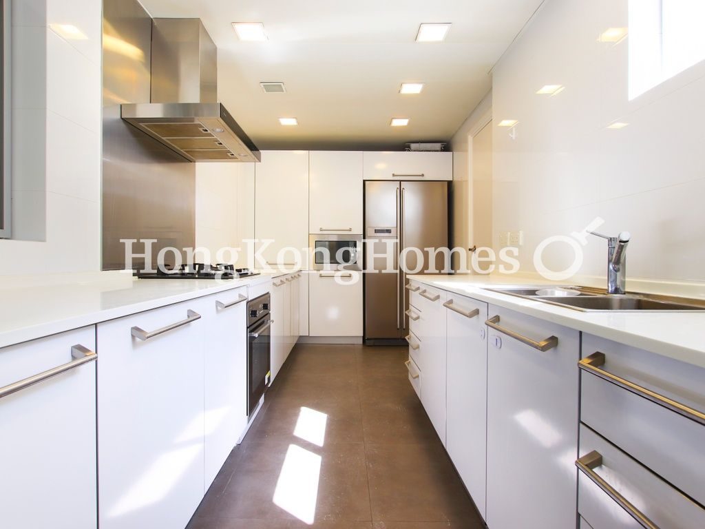 Kitchen — Brewin Court, Mid-levels Central