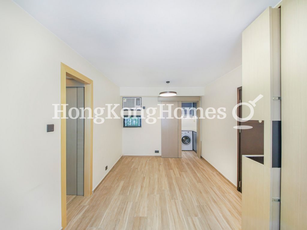 Living and Dining Room — Dawning Height, Central