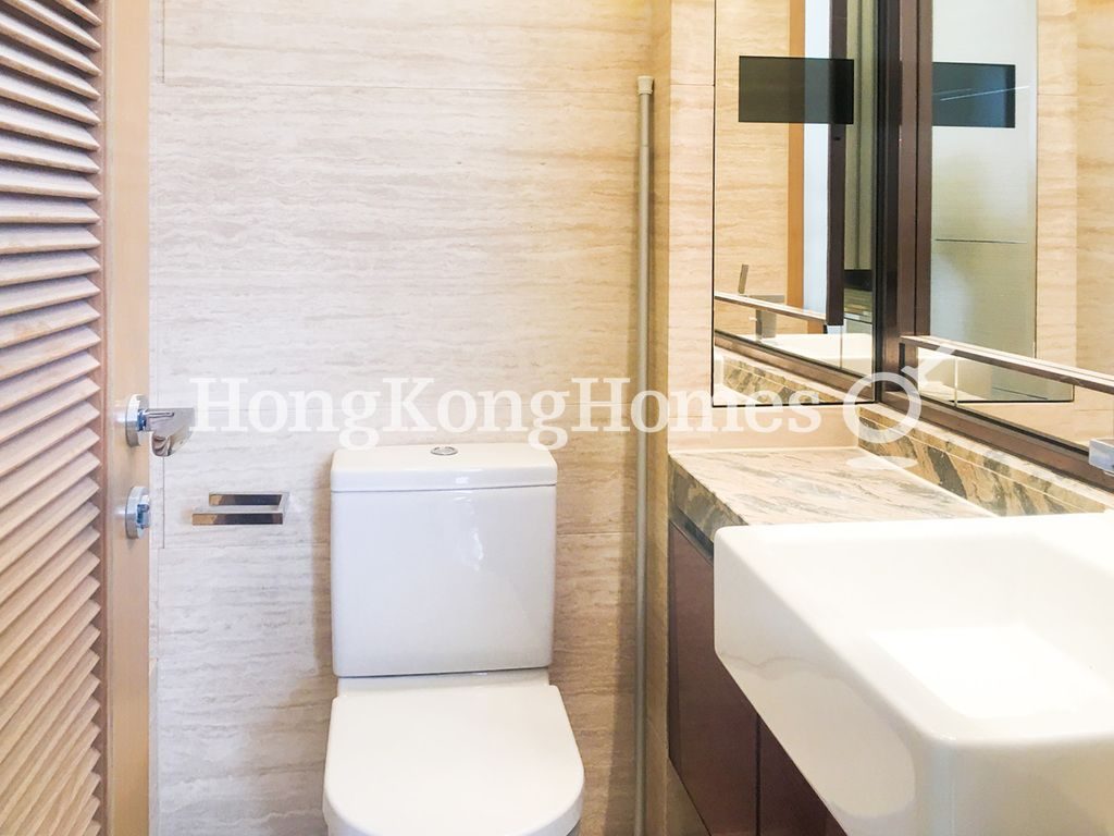 Master Bathroom — Larvotto - Block 10, Ap Lei Chau