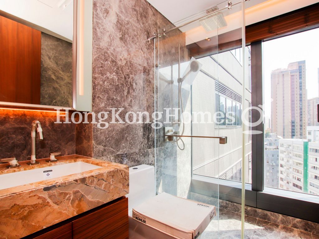 Guest Bathroom — University Heights - Tower 3，西半山