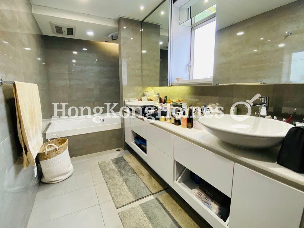 Master Bathroom — 雲地利台 - C座，跑馬地