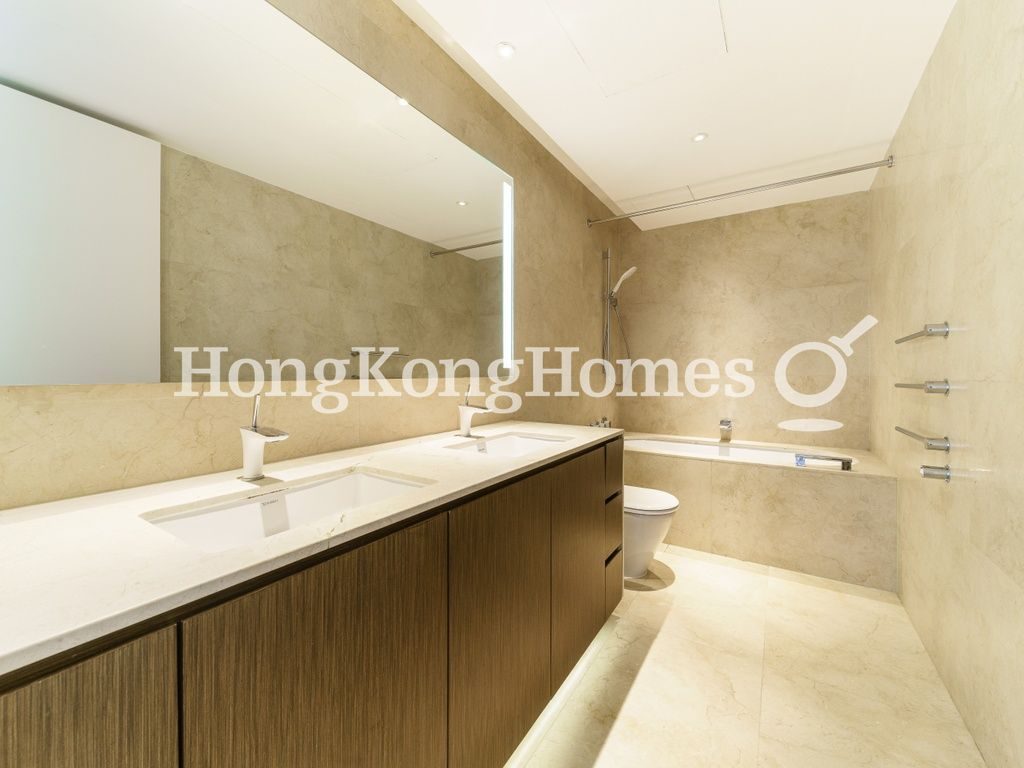 Second Ensuite Bathroom — The Repulse Bay - de Ricou, Repulse Bay