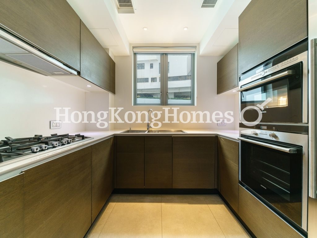 Kitchen — The Repulse Bay - de Ricou, Repulse Bay