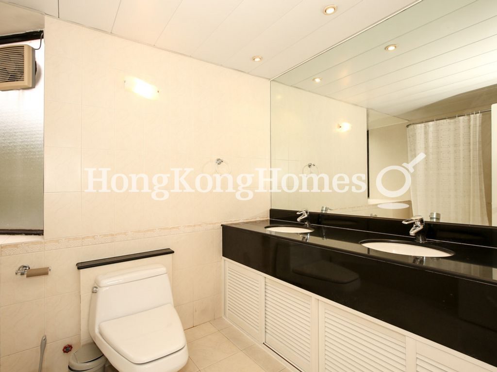 Master Bathroom — 南灣大廈，淺水灣