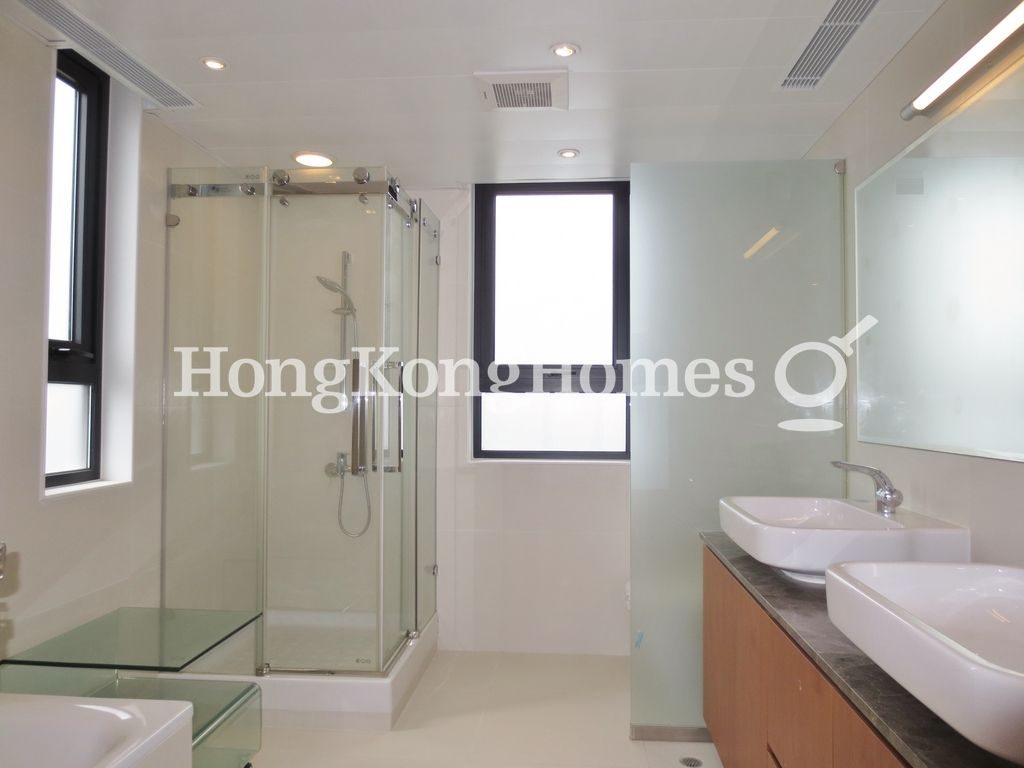 Master Bathroom — 柏樂苑，跑馬地