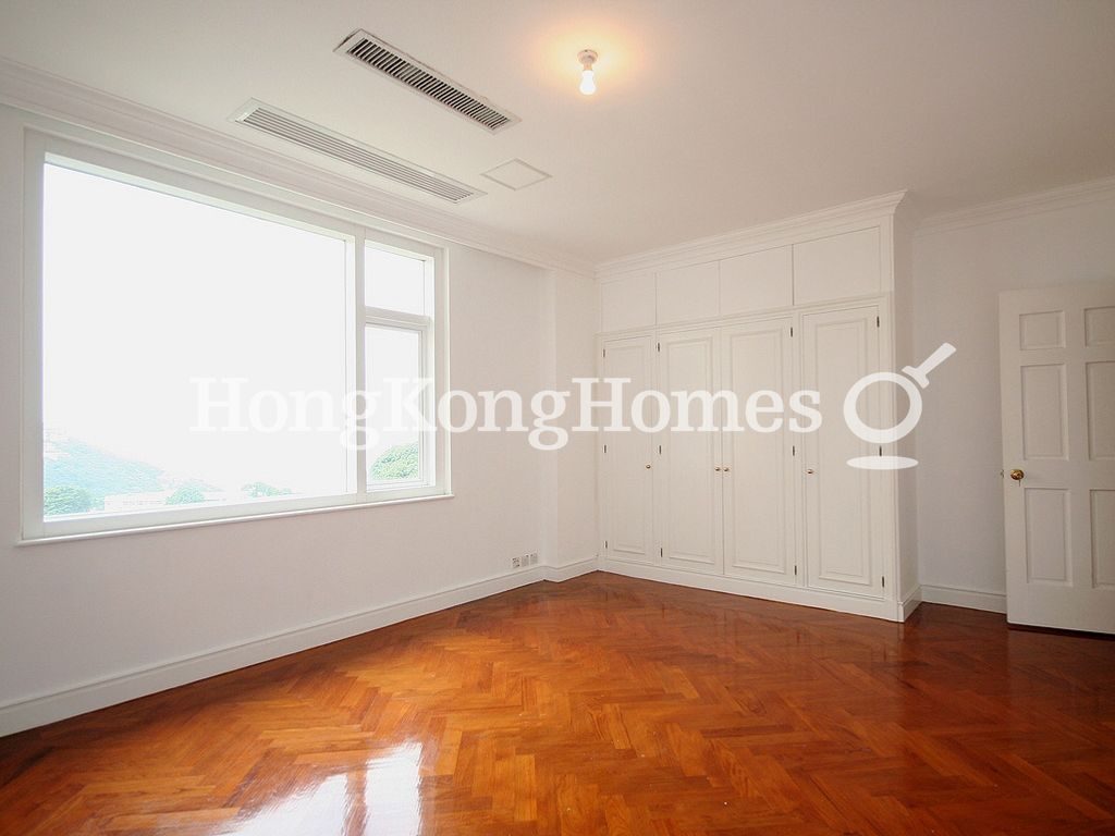Third Bedroom — Cloud Nine, The Peak