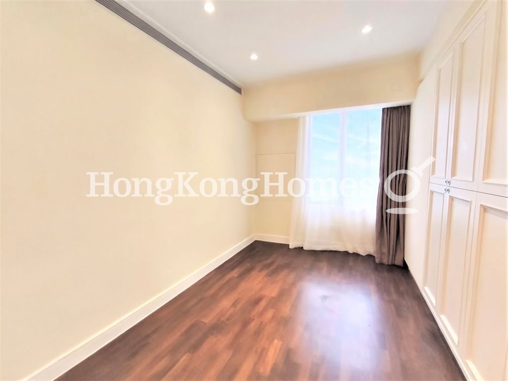Third Bedroom — Pine Crest, Repulse Bay