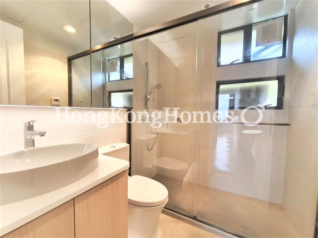 Guest Bathroom — Pine Crest, Repulse Bay