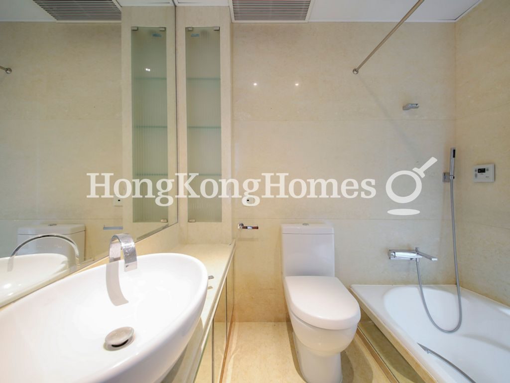 Guest Bathroom — Regence Royale - Block 02, Mid-levels Central