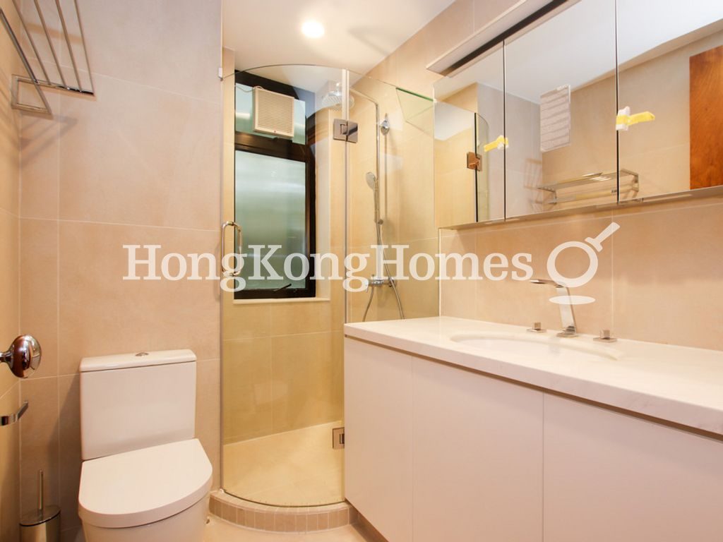 Guest Bathroom — 淺水灣大廈 C座，淺水灣